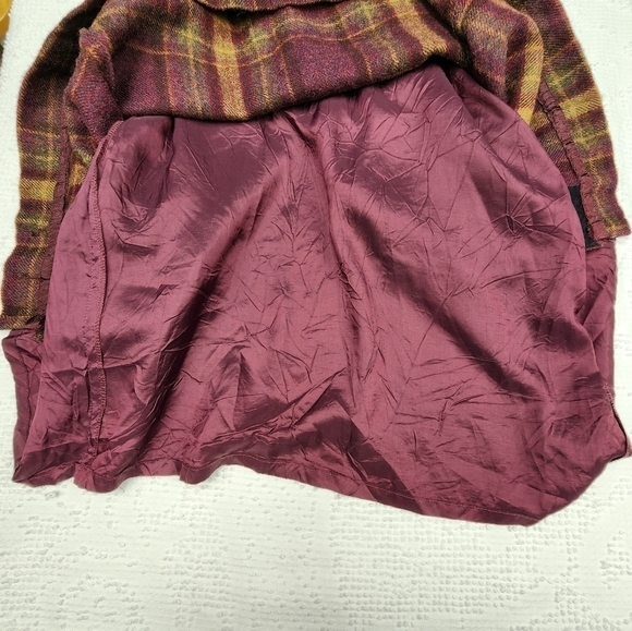 Vintage Jones New York Country 100% Wool Plaid Midi Skirt Size 6P Dark Acadamia - Picture 9 of 11